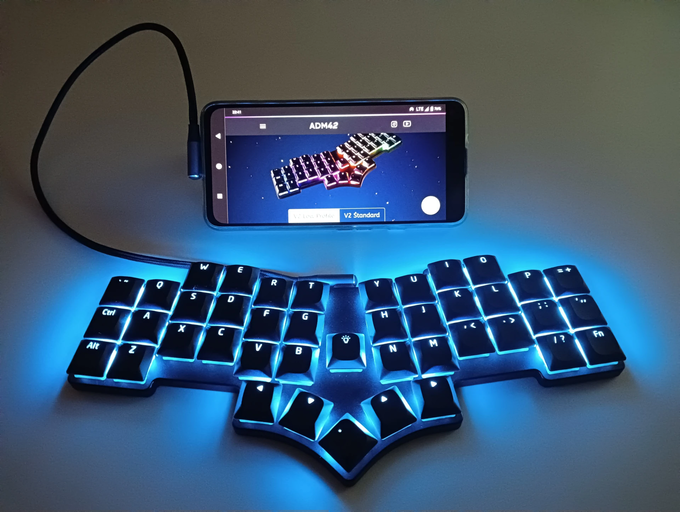 ADM42 keyboard on Android smartphone